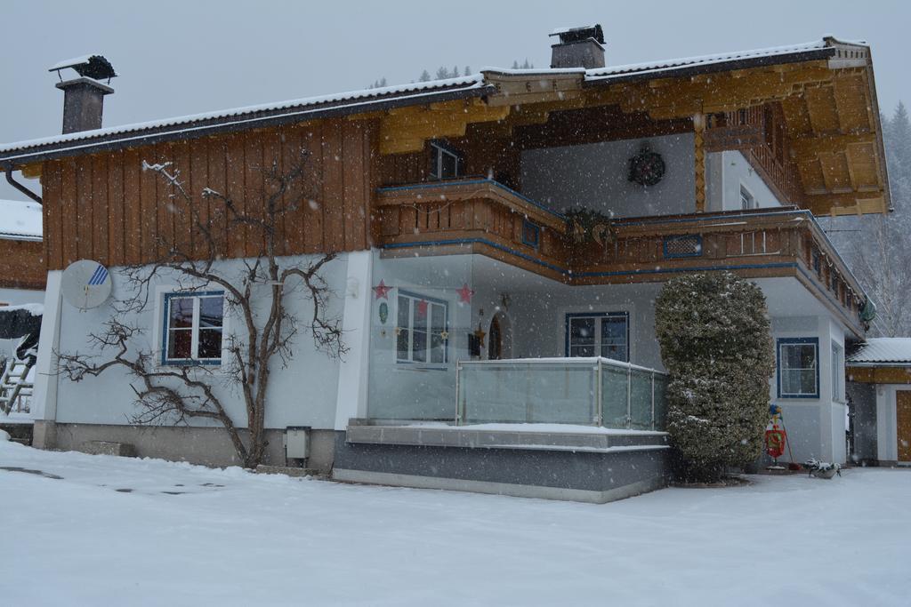 Gaestehaus Huber 레오강 외부 사진